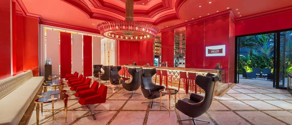 The Lin Hotel Taichung Restaurant bilde The Link Lounge