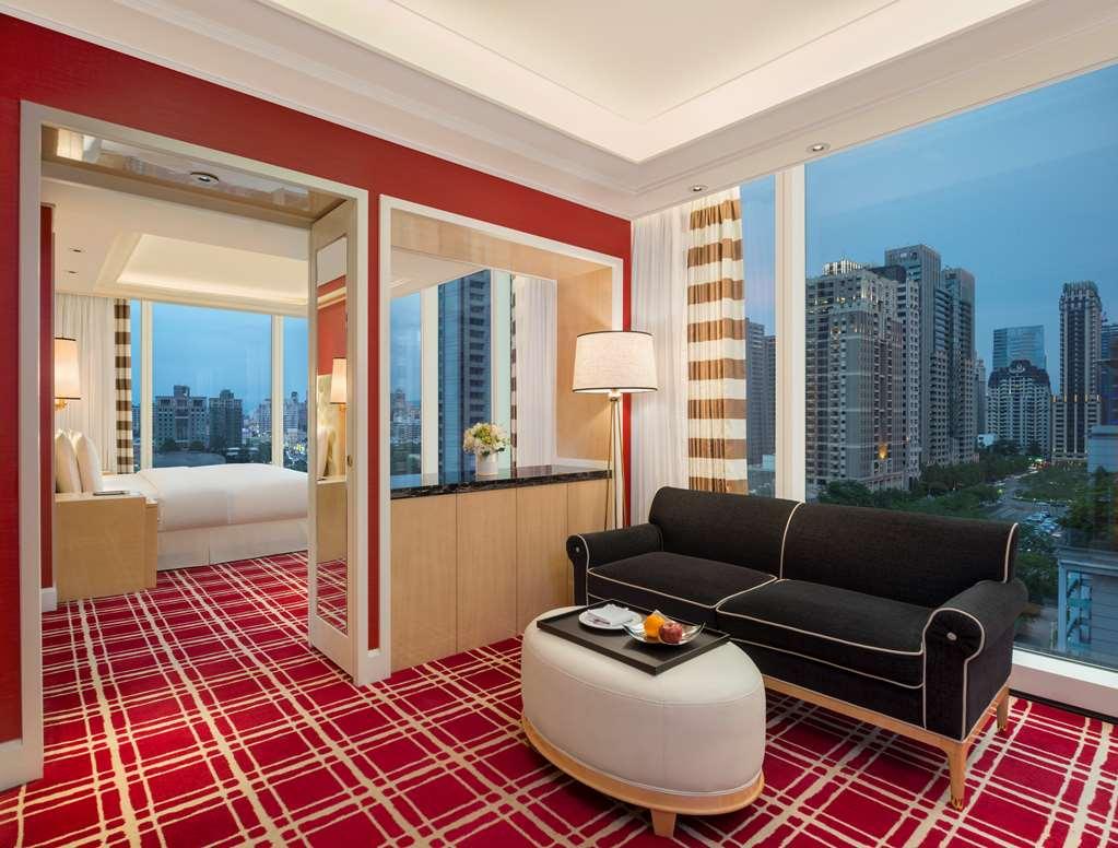 The Lin Hotel Taichung Rom bilde A suite at the hotel